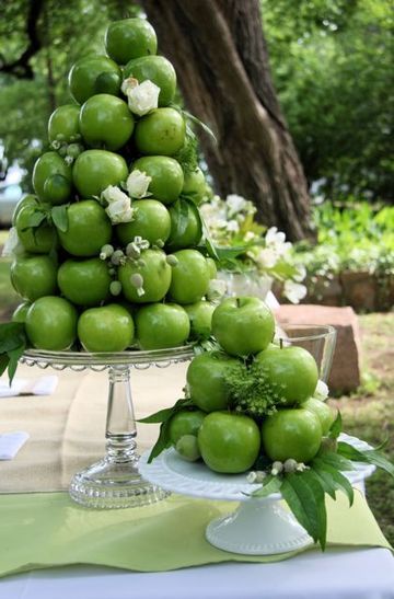 Sustainable Apple Wedding by Ecopartytime - Apple Dessert Table Display